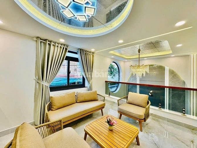 Bán Gấp Căn Nhà chính chủ Đường Đội Cung p11 q11. 2,350tỷ|40m2