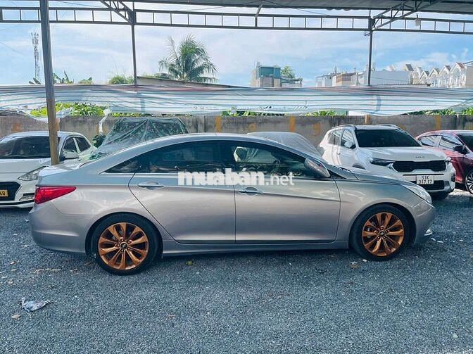 Hyundai Sonata 2011 2.0 tự động - 129000 km