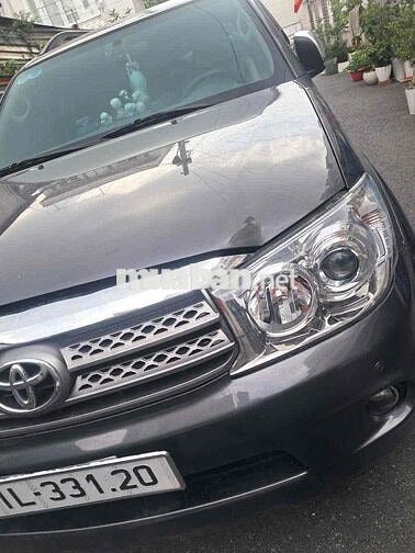 Toyota Fortuner 2009 2.7V - 130000 km