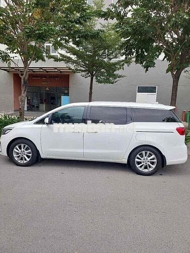 Kia Sedona 2019 Luxury D - 245000 km