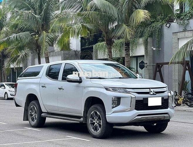 Mitsubishi Triton 2.4L 4x2 AT MIVEC sản xuất 2022