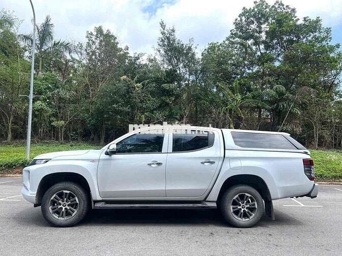 Mitsubishi Triton 2.4L 4x2 AT MIVEC sản xuất 2022