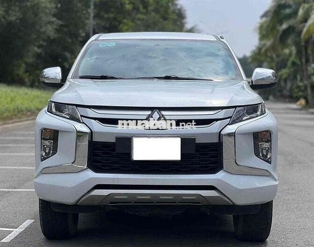 Mitsubishi Triton 2.4L 4x2 AT MIVEC sản xuất 2022