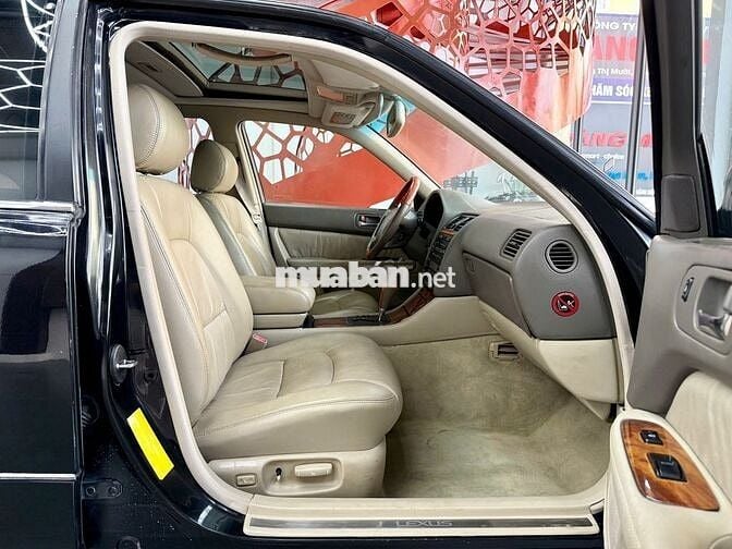 Lexus LS 1998  - 80000 km