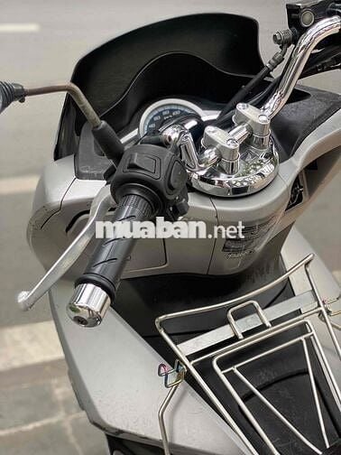 Honda PCX 125i date 2015