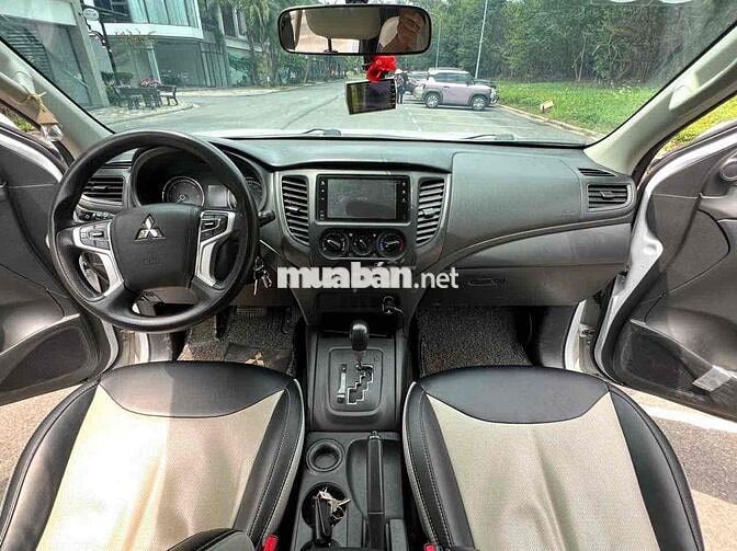 Mitsubishi Triton 2.4L 4x2 AT MIVEC sản xuất 2022