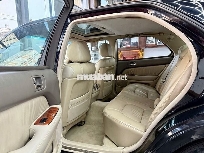 Lexus LS 1998  - 80000 km