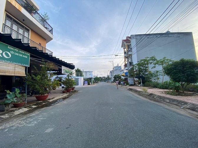 BÁN NỀN ĐẤT MT TRỤC 13M ĐƯỜNG LONG THUẬN 4,3 TỶ/85M2
