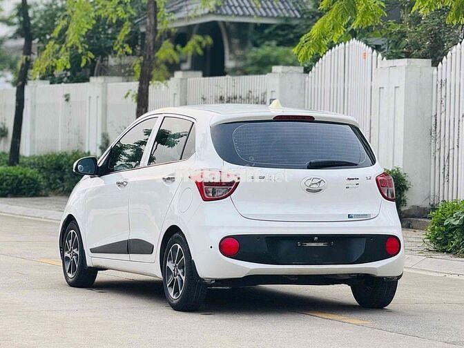 Hyundai Grand i10 1.2 AT sản xuất 2021