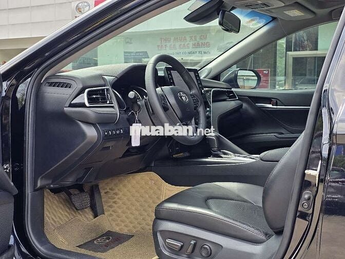 Toyota Camry 2022 2.5 Q - Tự Động - Có Trả Góp