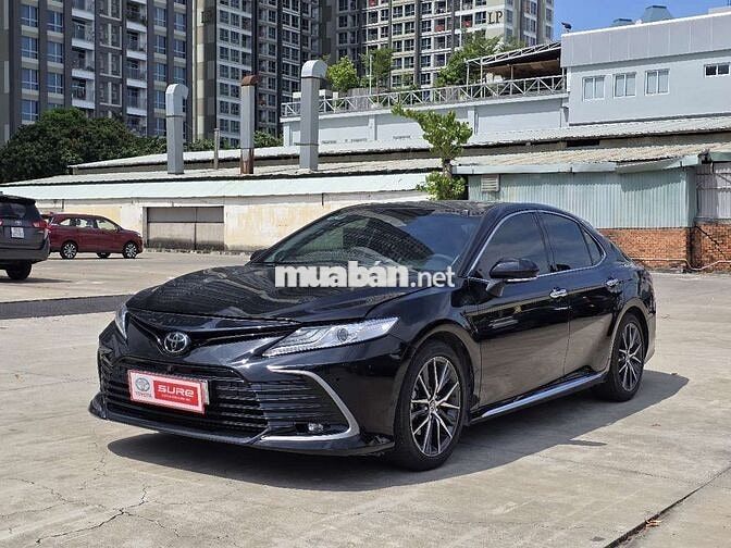 Toyota Camry 2022 2.5 Q - Tự Động - Có Trả Góp