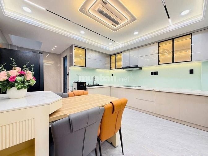 Đi nước ngoài định cư bán gấp nhà ở đường An Bình, phường 5, quận 5, g
