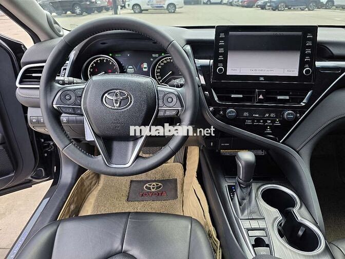 Toyota Camry 2022 2.5 Q - Tự Động - Có Trả Góp