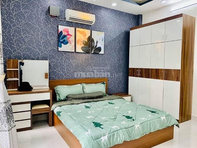 Nhà ngang 4,5 đường Đoàn Như Hài, Q4. Thông Hoàng Diệu, Giá 2,370 tỷ