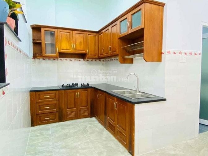 Nhà ngang 4,5 đường Đoàn Như Hài, Q4. Thông Hoàng Diệu, Giá 2,370 tỷ