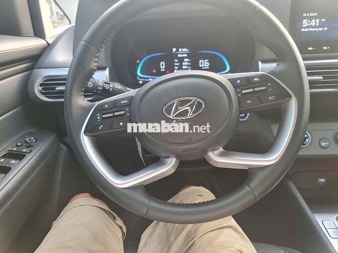 📌Hyundai Stargazer 11/2023 Đặc biệt 1.5 AT-9.000km