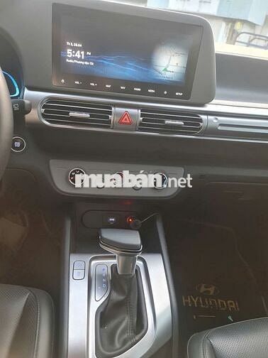 📌Hyundai Stargazer 11/2023 Đặc biệt 1.5 AT-9.000km