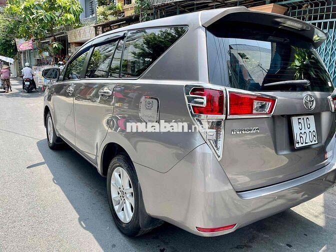 Toyota Innova 2017 2.0E - 98000 km xe nhà xài đẹp