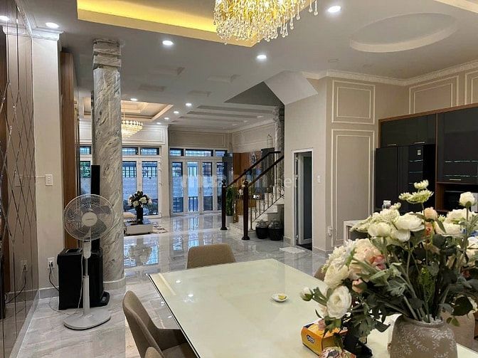 Bán Nhà 86/ đường Võ Thị Sáu, P Tân Định, Quận1. DT 115m2 - Giá 15 tỷ