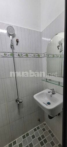 bán nhà trệt 2lầu hẻm 157/58/..Dương Bá Trạc, P1Q8.