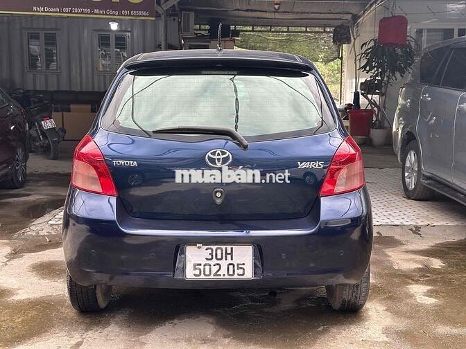 Toyota Yaris 2007 1.5 AT Coupe - 180000 km
