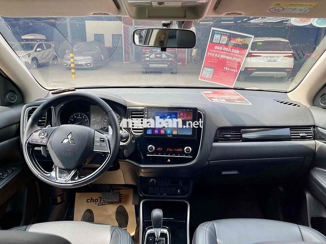 Outlander 2020 2.0 CVT - 22000km chủ đi ít giữ kỹ