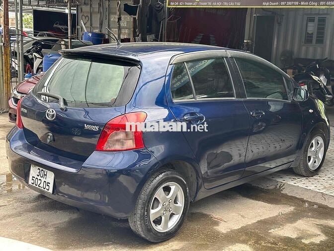 Toyota Yaris 2007 1.5 AT Coupe - 180000 km