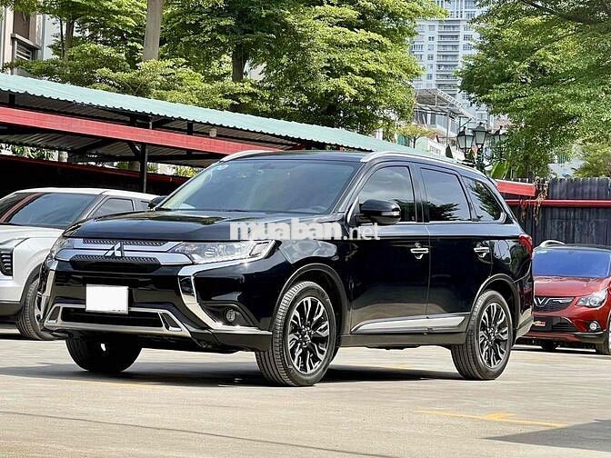 Outlander 2020 2.0 CVT - 22000km chủ đi ít giữ kỹ