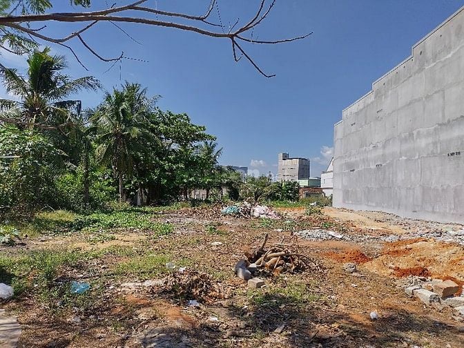 Cần bán 2 lô mặt tiền trung tâm Phan Thiết 663 m2