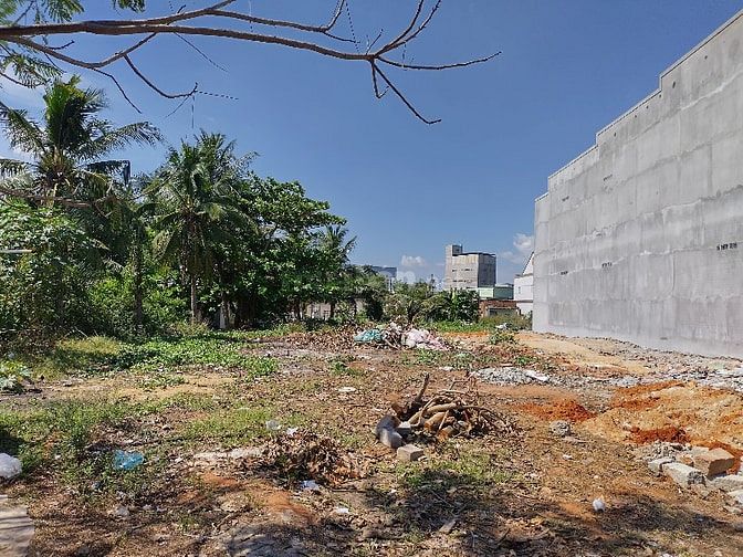 Cần bán 2 lô mặt tiền trung tâm Phan Thiết 663 m2