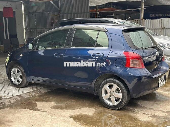 Toyota Yaris 2007 1.5 AT Coupe - 180000 km