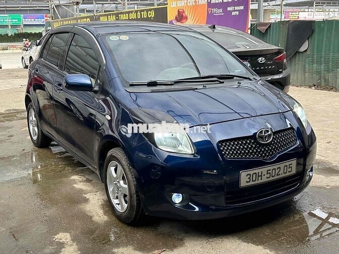 Toyota Yaris 2007 1.5 AT Coupe - 180000 km