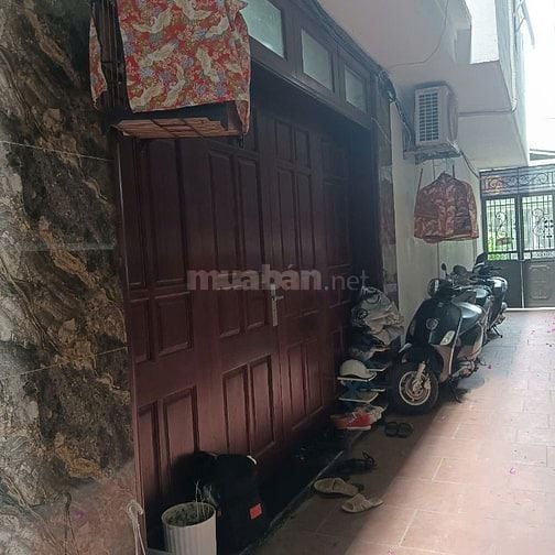 Cho thuê phòng trọ 35m2 giá rẻ Phú thượng