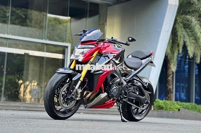SUZIKI GSX-S1000 2018