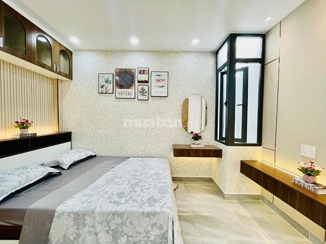Nhà gần ga Sài Gòn bán tại Hoà Hưng, P13, Q10| Giá 2,520 tỷ| DT 40m2