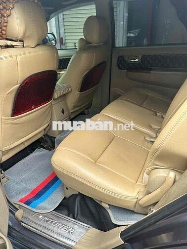 Toyota Fortuner 2009 máy Dầu số sàn