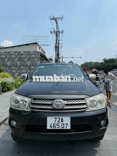 Toyota Fortuner 2010 tự động gd đẹp rẻ sẵn dùng