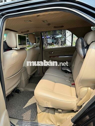 Toyota Fortuner 2010 tự động gd đẹp rẻ sẵn dùng