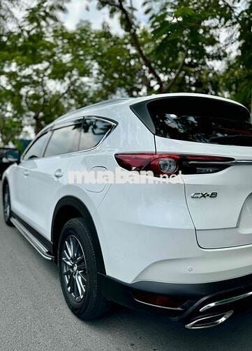 Mazda CX 8 2022 trắng chạy lướt 20.000km