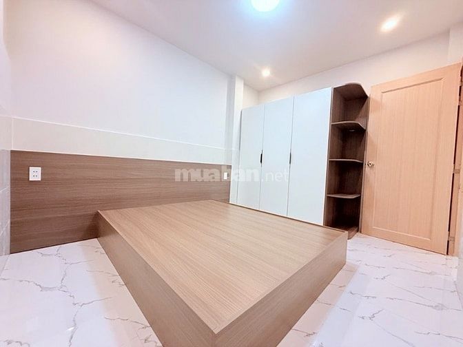 NHÀ ĐẸP- GIÁ RẺ - VÀO Ở NGAY - CÁCH ĐƯỜNG HUỲNH TẤN PHÁT 40m