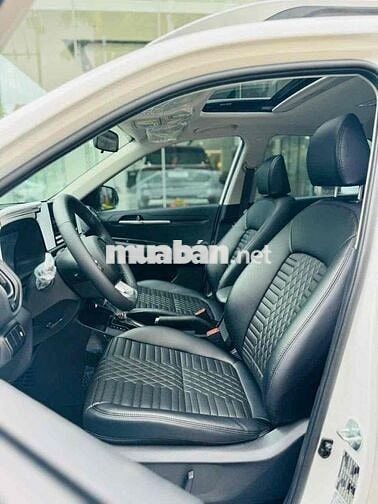 Kia Sonet 2025 Deluxe 1.5 AT