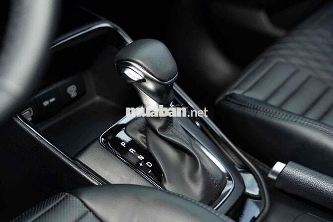 Kia Sonet 2025 Deluxe 1.5 AT