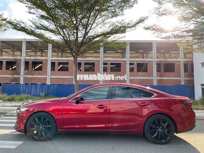 Mazda 6 2022 Signature Premium 2.5 AT