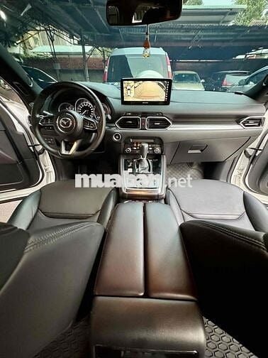 Mazda CX 8 2022 trắng chạy lướt 20.000km