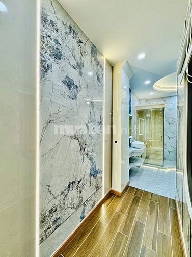 Đi nước ngoài định cư bán gấp nhà ở đường Bình Thới, phường 10, quận 1