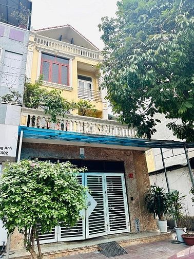 CHÍNH CHỦ BÁN NHÀ LIỀN KỀ LÔ GÓC PHÚ HÀ, SƠN TÂY - GIÁ HỢP LÝ