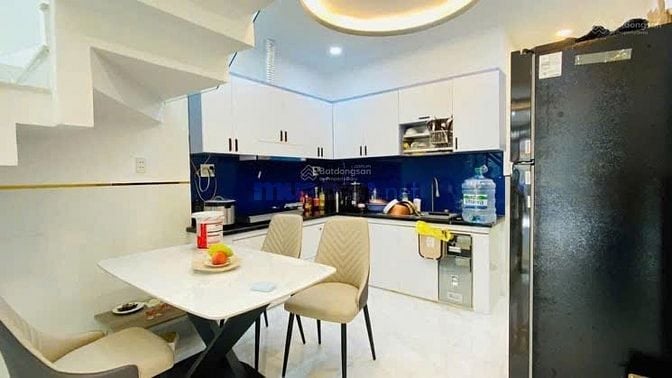 Chú Tư qua Mỹ định cư bán gấp nhà Nguyễn Văn Lạc p19 Bình Thạnh.3,24tỷ