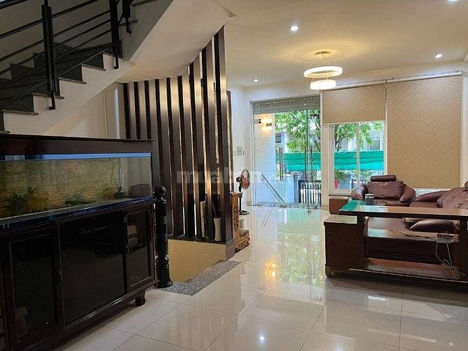 Bán nhà phố 5mx20 khu Him Lam Quận 7, sổ hồng, nội thất đẹp giá 25 Tỷ 