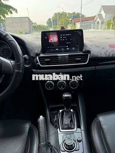 Mazda 3 2017 1.5 AT Sedan - 71000 km