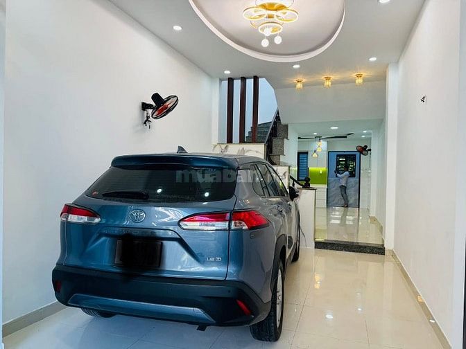 Chủ xoay vốn bán gấp nhà hẻm 4m giá 3,48 tỷ. Hồ Thị Kỷ, P.1, Quận 10